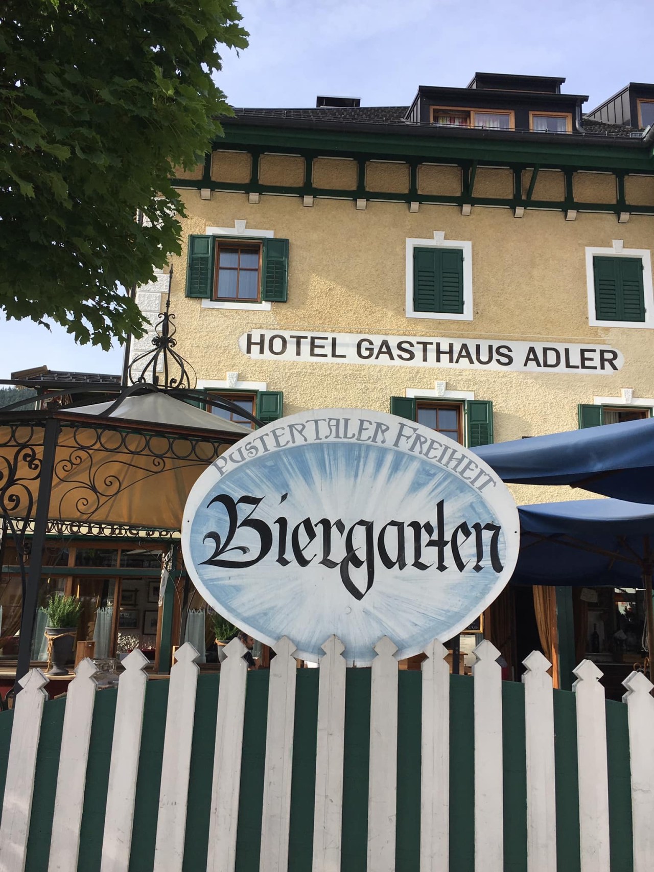 Am I in Italy or Austria, can someone please tell&nbsp;me?